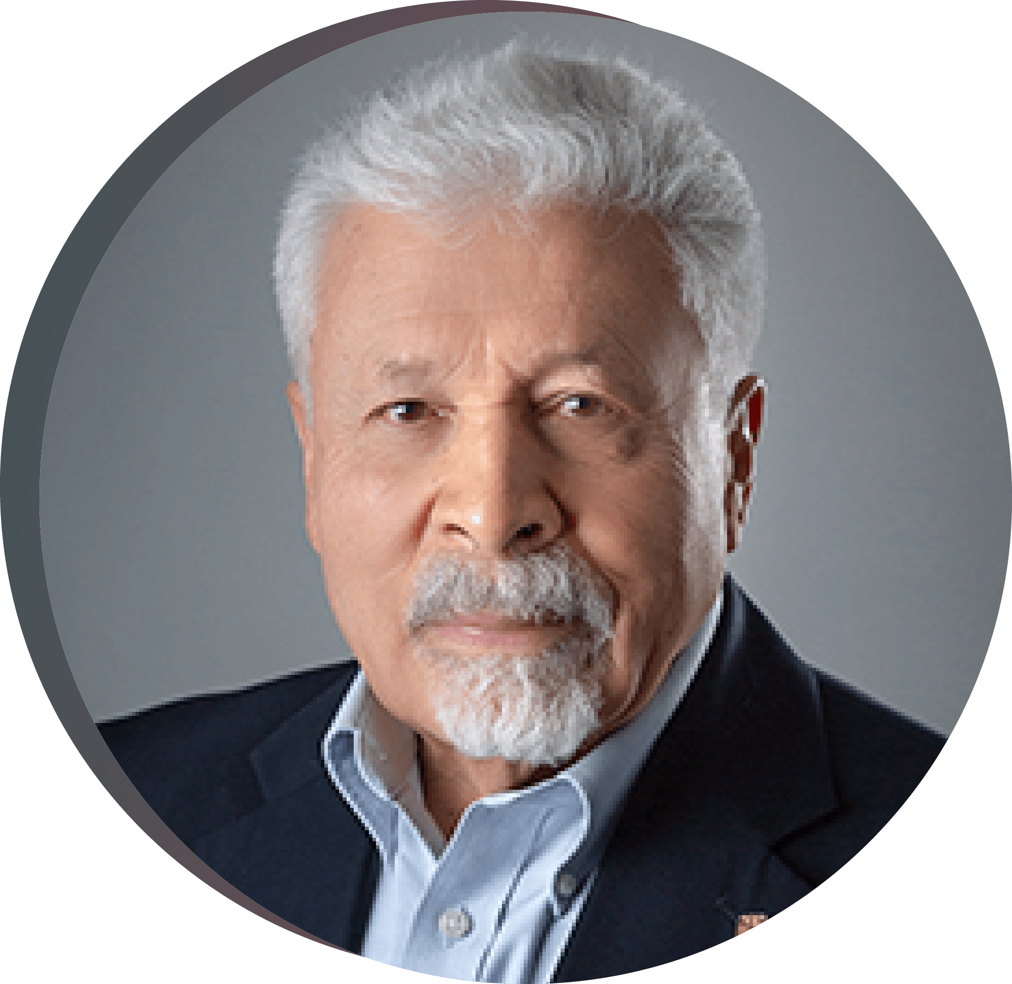 Dr. Raymundo Macías Avilés